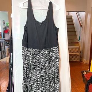 Torrid black and white jumpsuit, size 1X